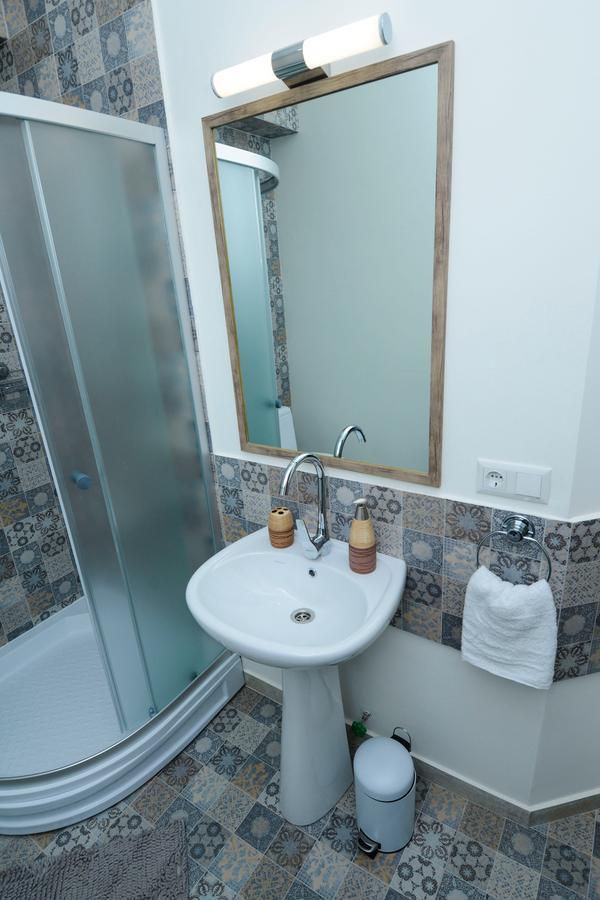 B-Lax Apartment Tbilisi Bagian luar foto