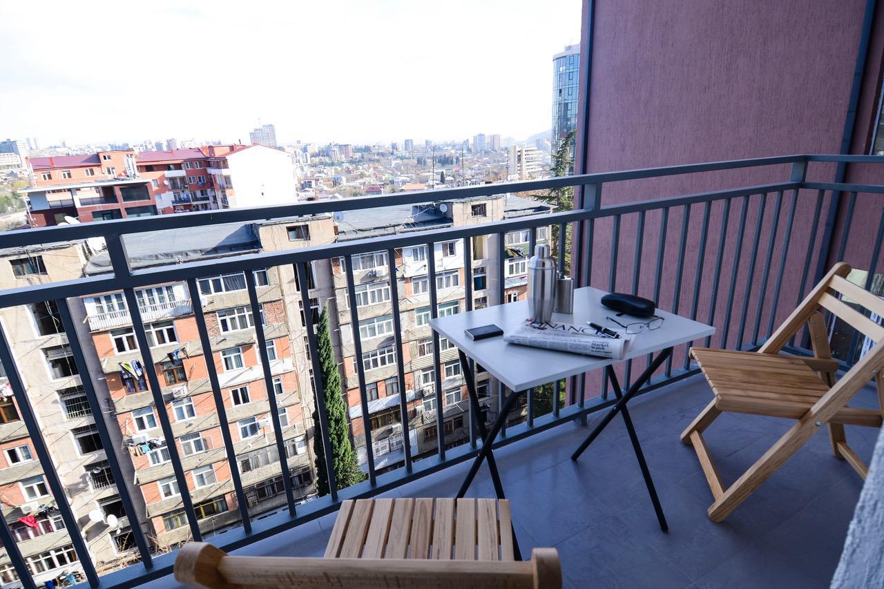 B-Lax Apartment Tbilisi Bagian luar foto