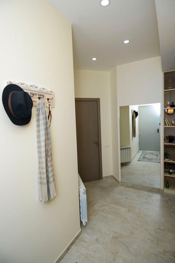 B-Lax Apartment Tbilisi Bagian luar foto